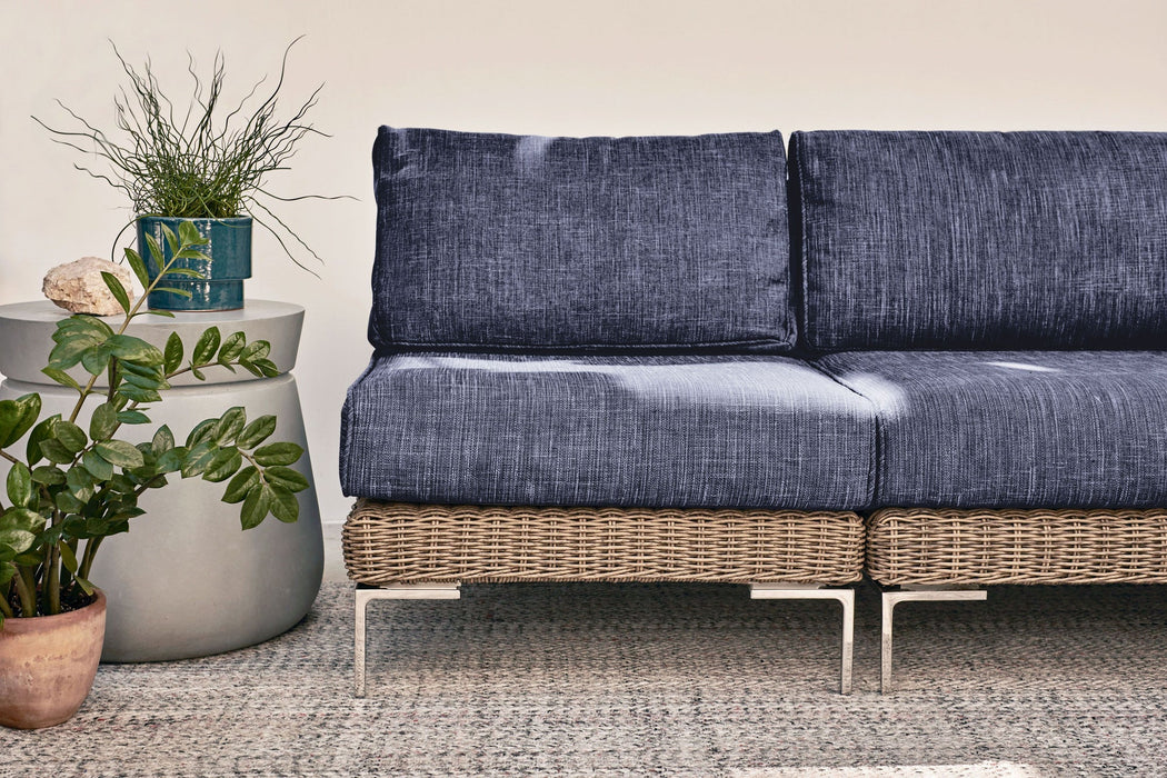 Brown Wicker Outdoor L Sectional - 5 Seat