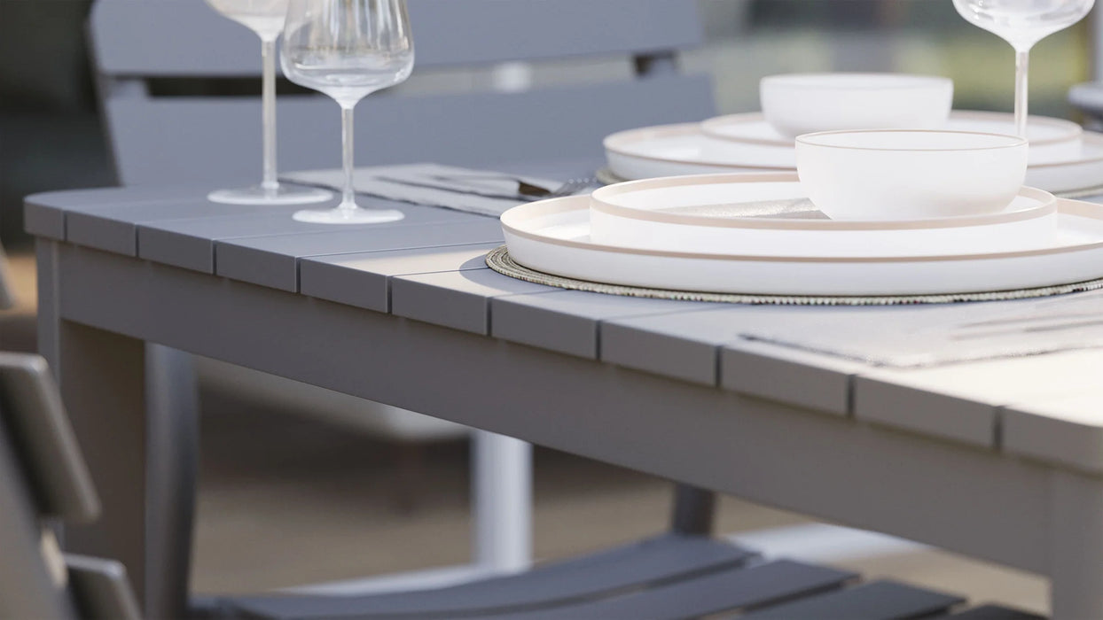 Aluminum Outdoor Square Dining Table + 4 595 Armless Chairs