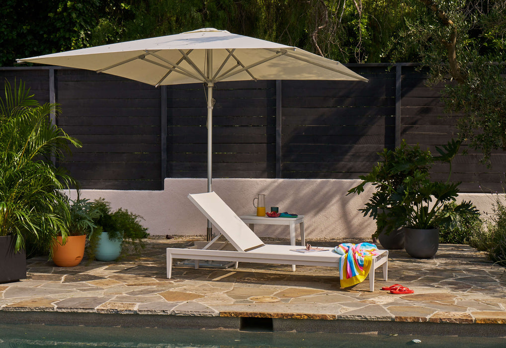 White Aluminum Outdoor Core Chaise Lounge